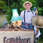 gramophone_man10
